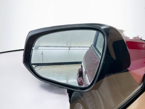 Used 2025 Toyota RAV4 LE AWD/4WD image 16