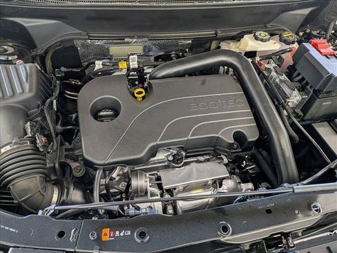 New 2026 Chevrolet Equinox LT w/ Convenience Package II FWD image 16