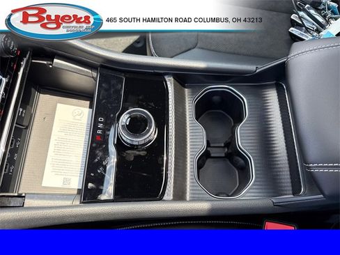 New 2025 Jeep Grand Cherokee L Altitude image 24