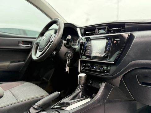 Used 2017 Toyota Corolla LE w/ LE Eco Premium Package FWD image 21