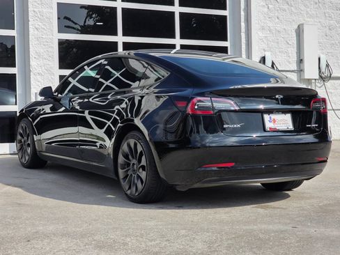 Used 2022 Tesla Model 3 Long Range AWD/4WD image 7