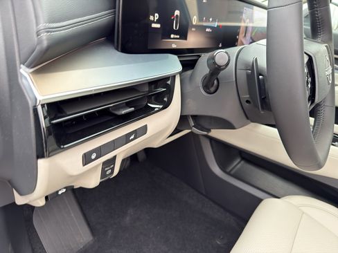 New 2026 Nissan Murano SL image 15