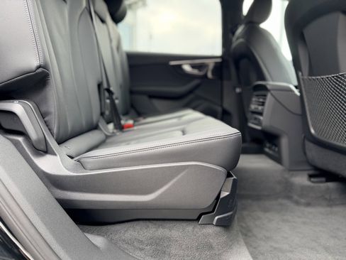 Certified 2025 Audi Q7 3.0T Premium Plus w/ Premium Plus Package image 18