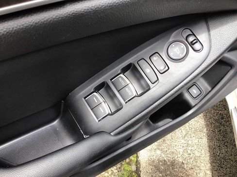 Used 2019 Honda Accord EX image 14