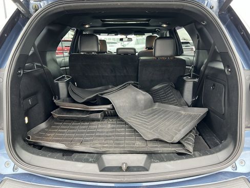 Used 2018 Ford Explorer XLT w/ Equipment Group 202A image 26