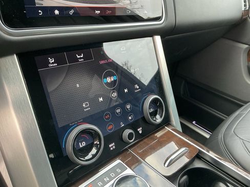 Used 2021 Land Rover Range Rover P525 Westminster Edition LWB image 14