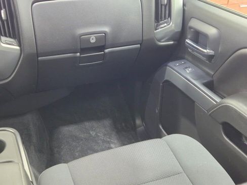Used 2019 Chevrolet Silverado 1500 LT AWD/4WD image 12