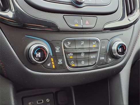 Certified 2023 Chevrolet Equinox RS w/ LPO, Floor Liner Package image 8