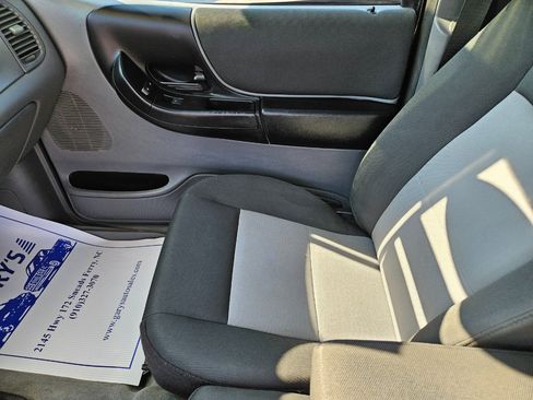 Used 2011 Ford Ranger XLT image 15