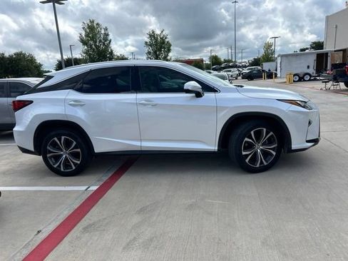 Used 2017 Lexus RX 350 FWD w/ Premium Package image 2