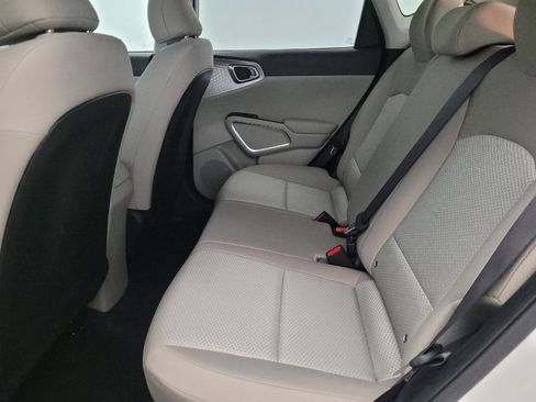 Used 2025 Kia Soul S image 18