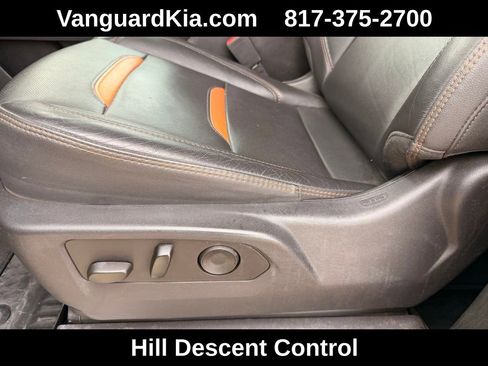 Used 2024 GMC Sierra 2500 AT4 w/ AT4 Premium Plus Package image 15