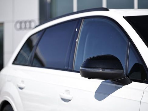 New 2026 Audi SQ7 Premium Plus image 3