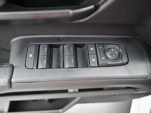 New 2026 Toyota Tacoma SR5 AWD/4WD image 9