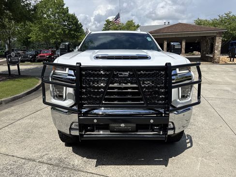 Used 2022 Chevrolet Silverado 2500 LTZ AWD/4WD image 2