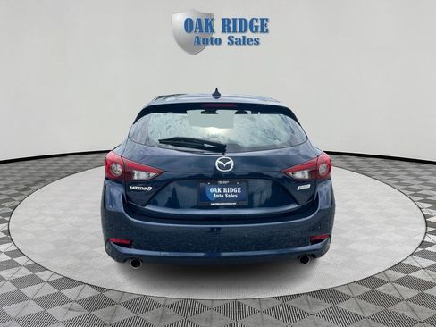 Used 2018 MAZDA MAZDA3 Touring FWD image 6