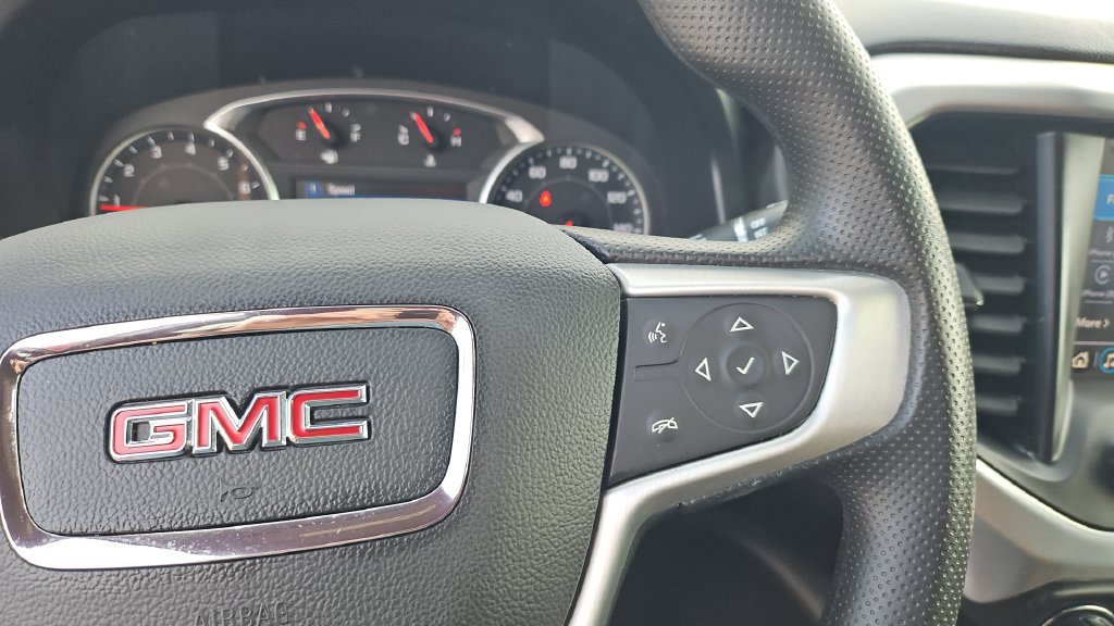 Used 2021 GMC Acadia SLE FWD image 9