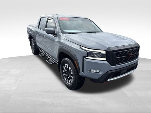 Used 2024 Nissan Frontier PRO-4X w/ Off-Road Protection Package image 8