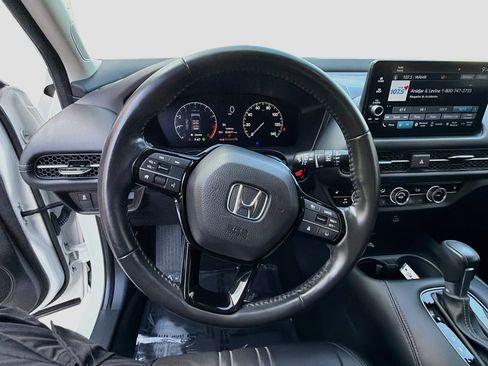 Used 2024 Honda HR-V EX-L image 10
