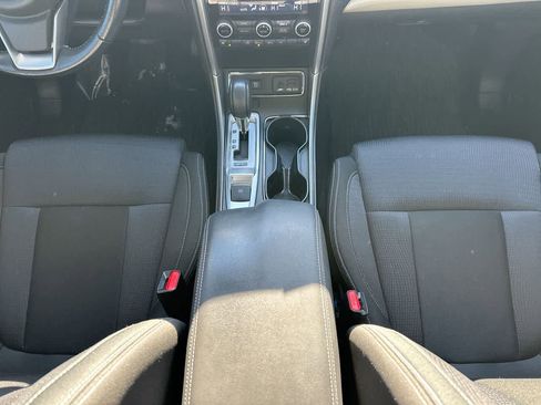 Certified 2022 Subaru Ascent Premium w/ Convenience Package image 31