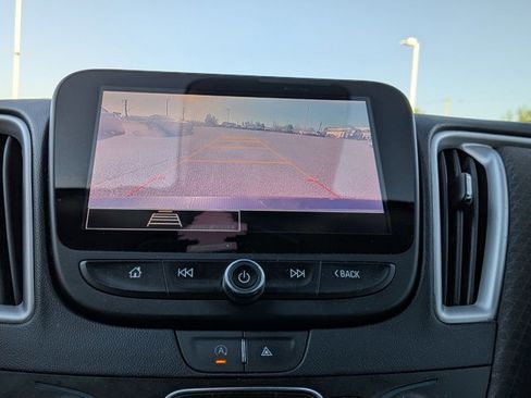 Used 2023 Chevrolet Malibu LT FWD image 12