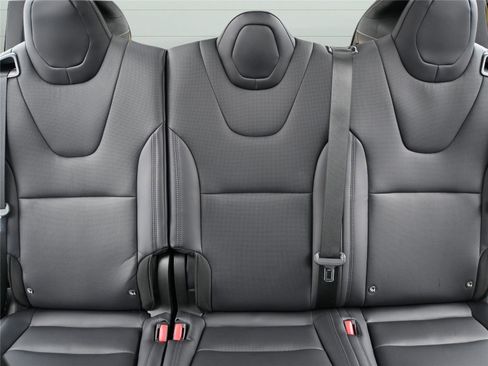 Used 2023 Tesla Model X image 35