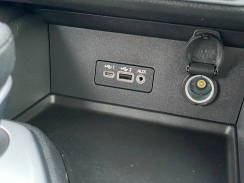 Certified 2023 Nissan Sentra SV FWD image 18