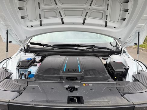 Used 2024 Hyundai Ioniq 5 SEL RWD image 29