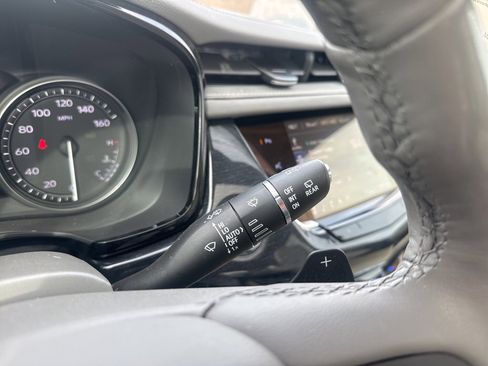 Used 2024 Cadillac XT6 Premium Luxury w/ Technology Package image 22