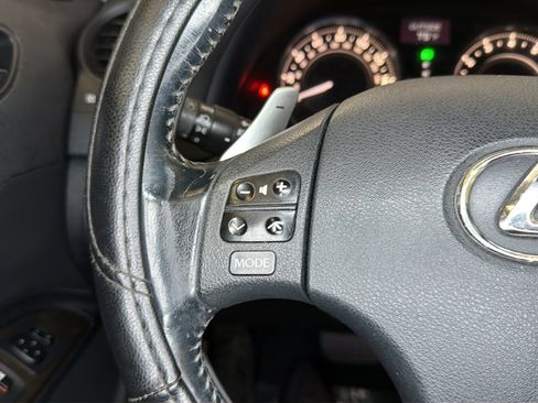 Used 2010 Lexus IS 350C RWD image 26