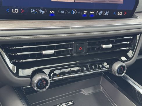 New 2026 Chevrolet Suburban Premier w/ Sun And Tow Package image 23