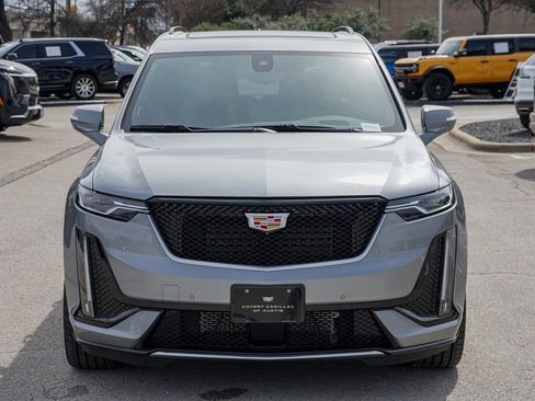 New 2025 Cadillac XT6 Sport w/ Technology Package image 4