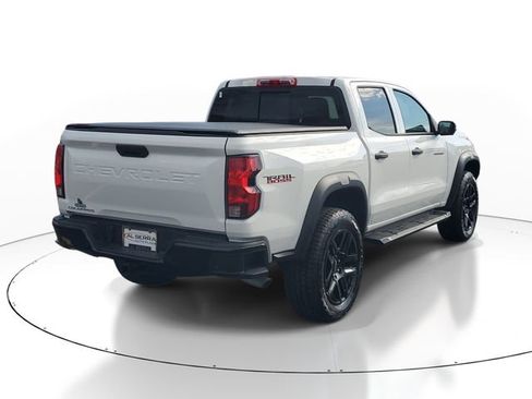 Certified 2024 Chevrolet Colorado Trail Boss w/ Technology Package AWD/4WD image 4