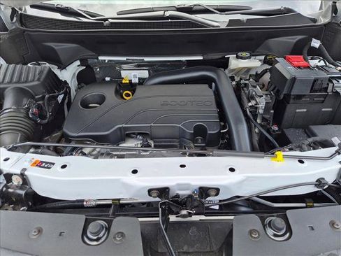 Used 2026 Chevrolet Equinox LT w/ Convenience Package II FWD image 19