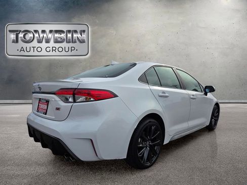 Used 2025 Toyota Corolla SE FWD image 5