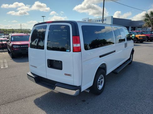 Used 2025 GMC Savana 3500 LT w/ LT Preferred Equipment Group RWD image 5