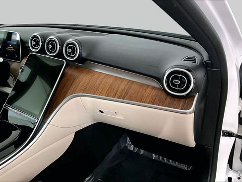 Certified 2024 Mercedes-Benz C 300 4MATIC Sedan image 19