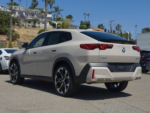 New 2026 BMW X2 xDrive28i w/ Technology Package AWD/4WD image 16
