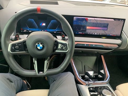 Used 2025 BMW X3 M50 w/ Premium Package image 7