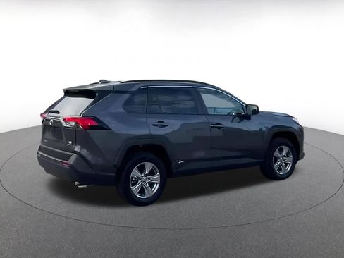 Used 2025 Toyota RAV4 LE image 10