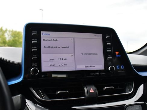 Used 2019 Toyota C-HR XLE FWD image 26