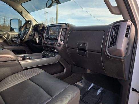Used 2018 GMC Sierra 2500 SLT image 18