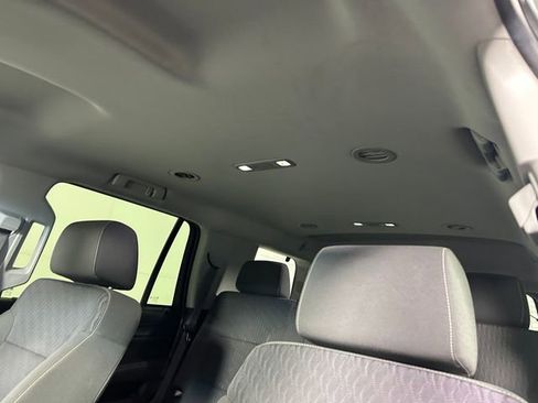 Used 2015 Chevrolet Tahoe LS image 13