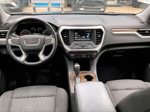 Used 2017 GMC Acadia SLE image 31