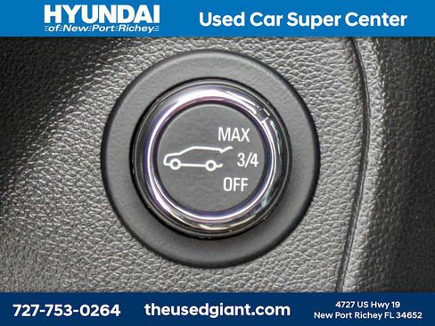 Used 2024 Buick Encore GX Sport Touring FWD image 28