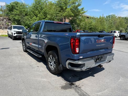 Used 2024 GMC Sierra 1500 SLE AWD/4WD image 3