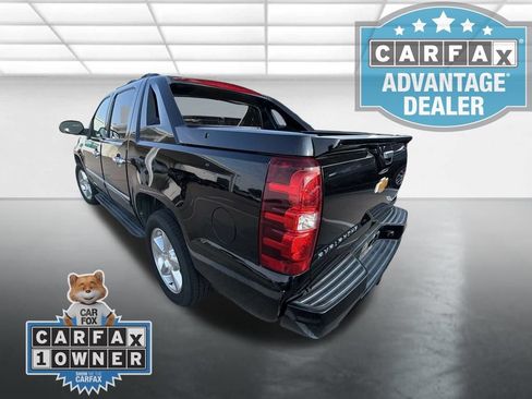 Used 2012 Chevrolet Avalanche LTZ RWD image 5