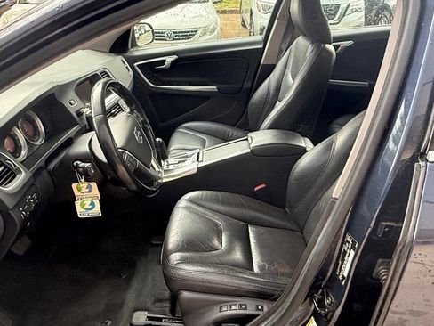 Used 2012 Volvo S60 T5 w/ Climate Pkg FWD image 37