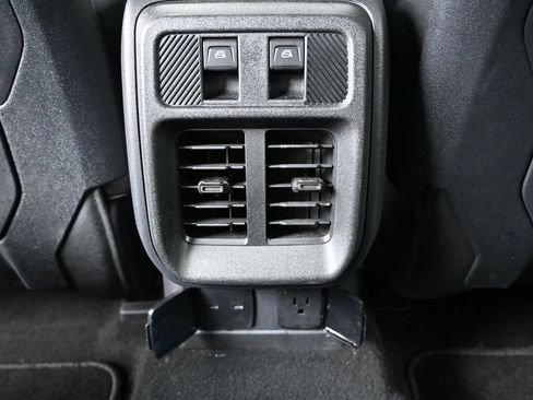 Used 2025 Ford Bronco Badlands AWD/4WD image 24