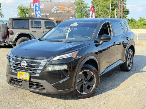 Used 2024 Nissan Rogue SV AWD/4WD image 90